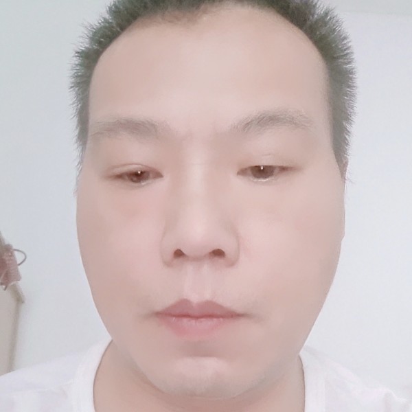 默默邂逅兮颜的照片