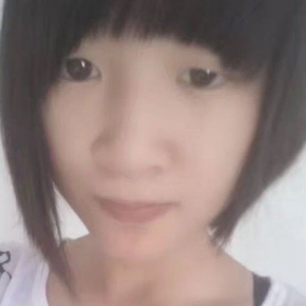 悲凉与书包的照片