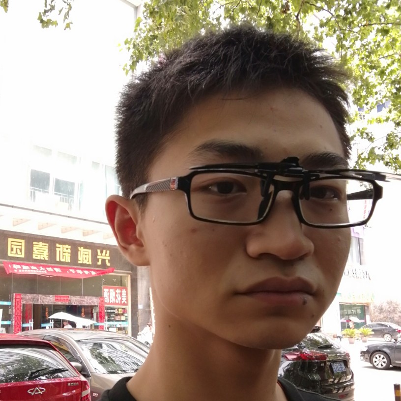 陈匁的照片