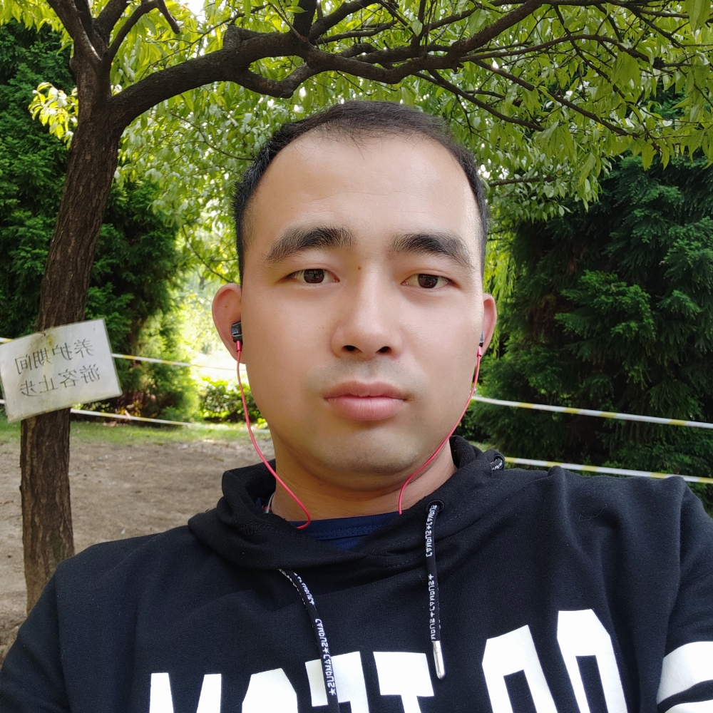 冷月等待初夏的照片