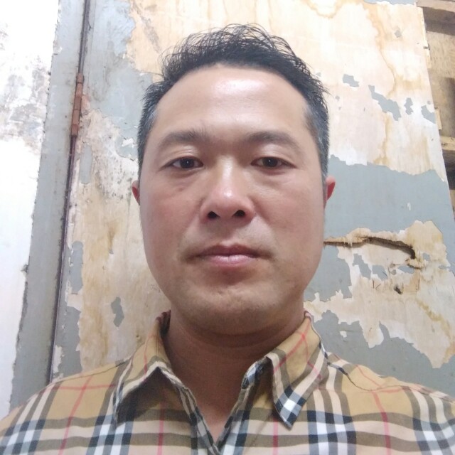 湖北猛男的照片