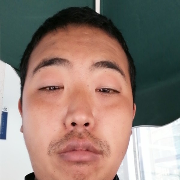 尹德明的照片
