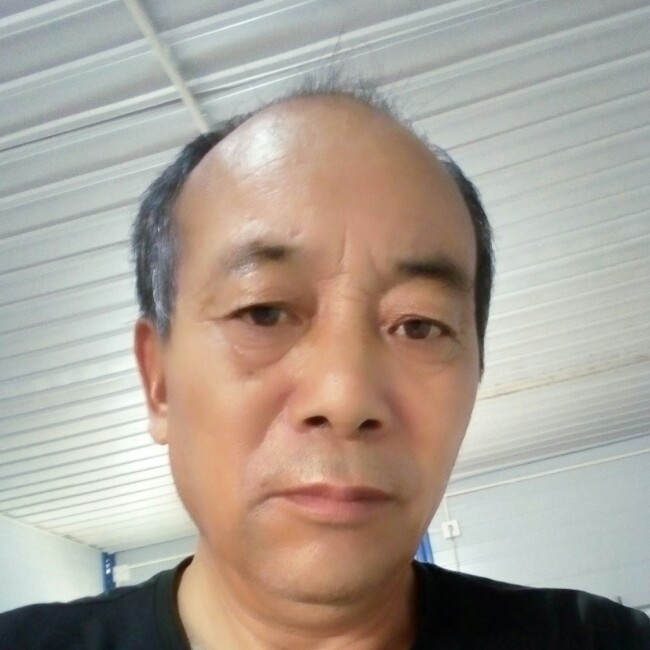 从容蹁跹眼神的照片