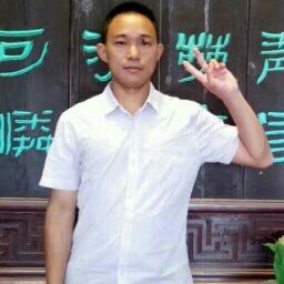 舒服拾忆路人的照片