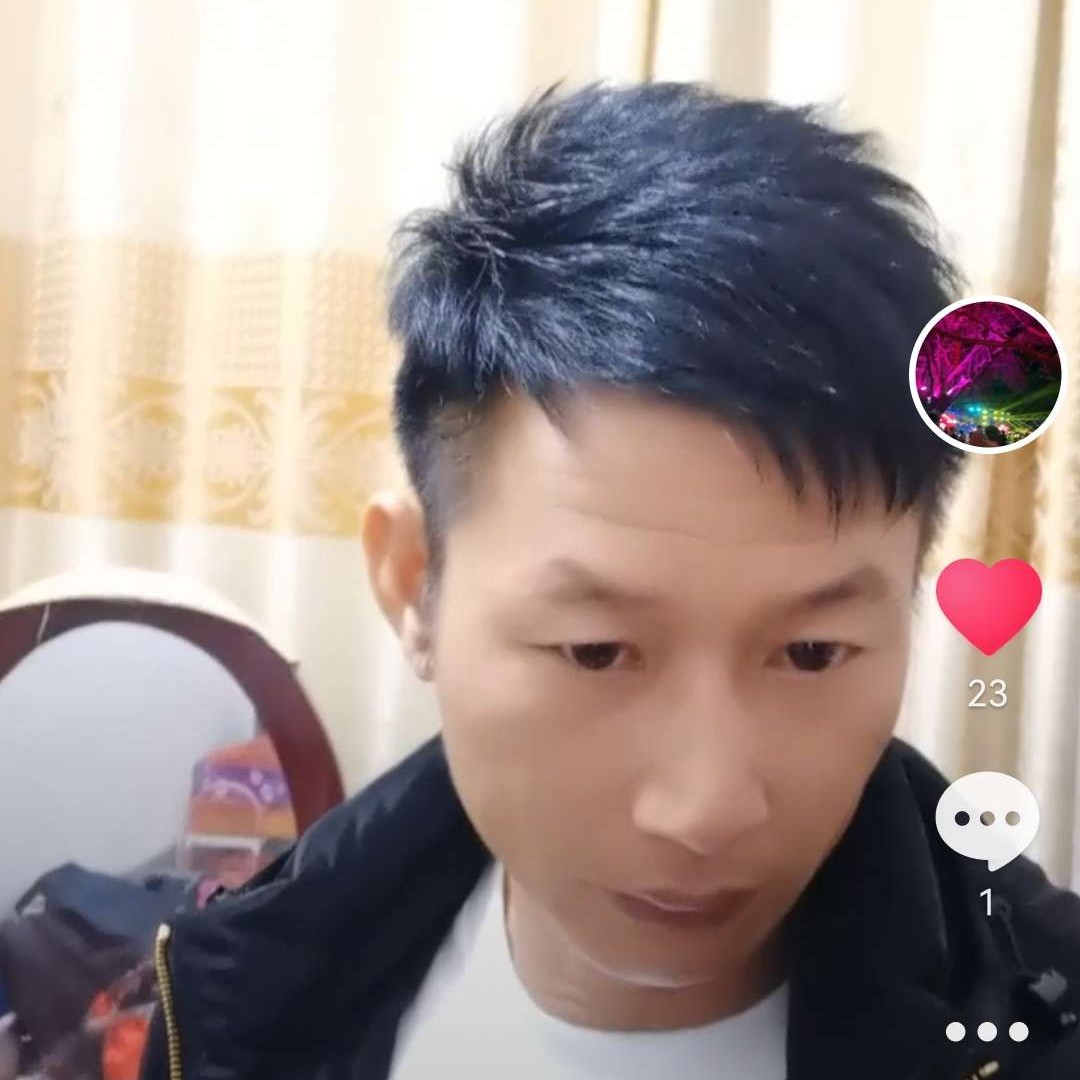 旧颜回眸聪慧的照片