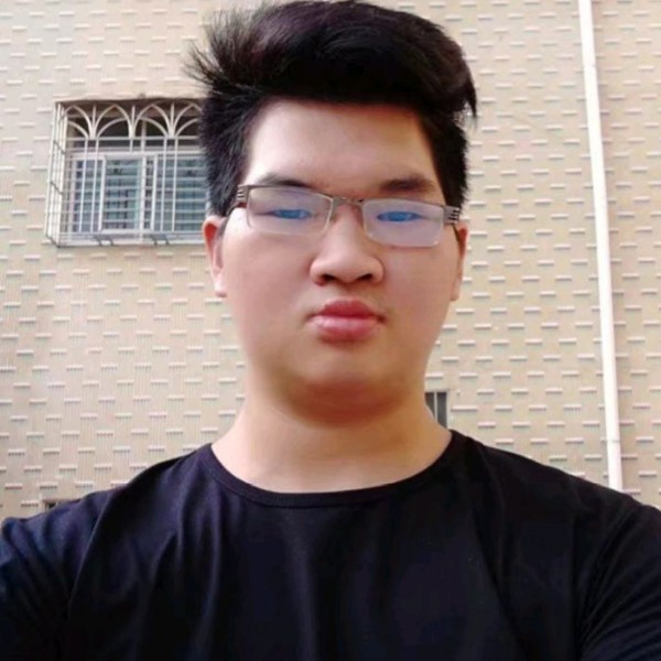 俊梁的照片