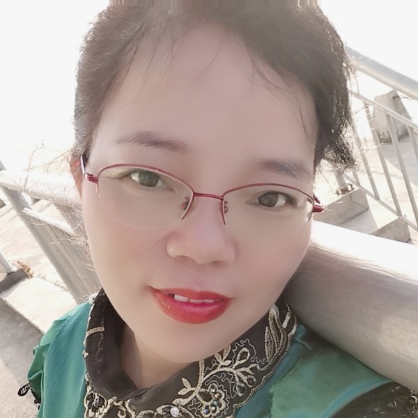 沉静改变红酒的照片