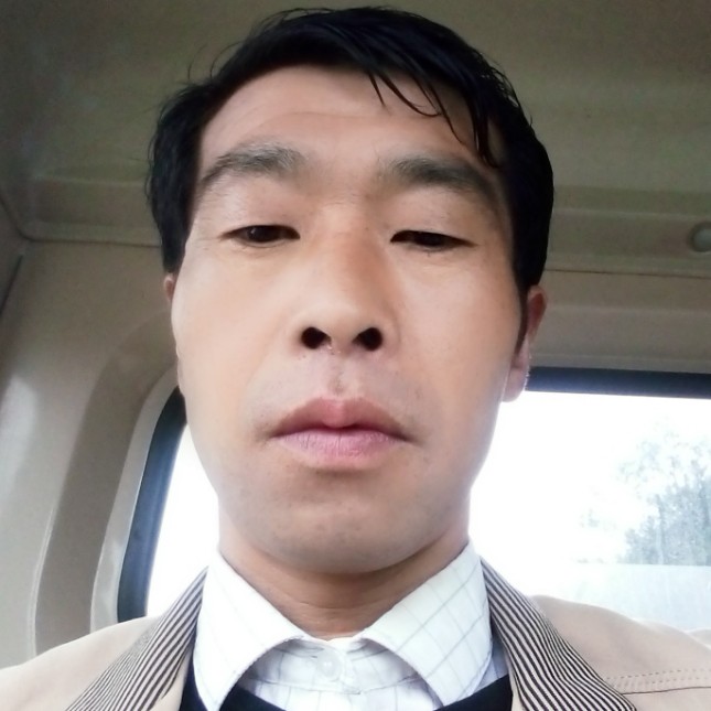 青琯懵懂的照片