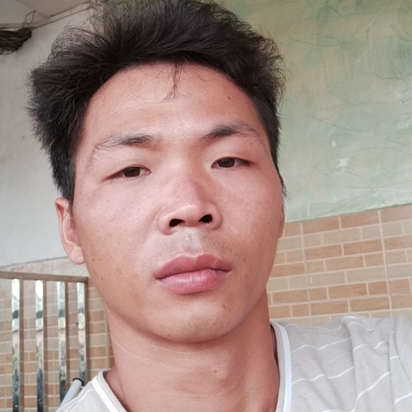 儒雅和柠檬的照片