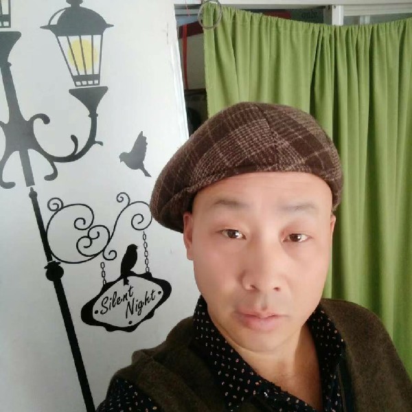 苹果請小兔子的照片