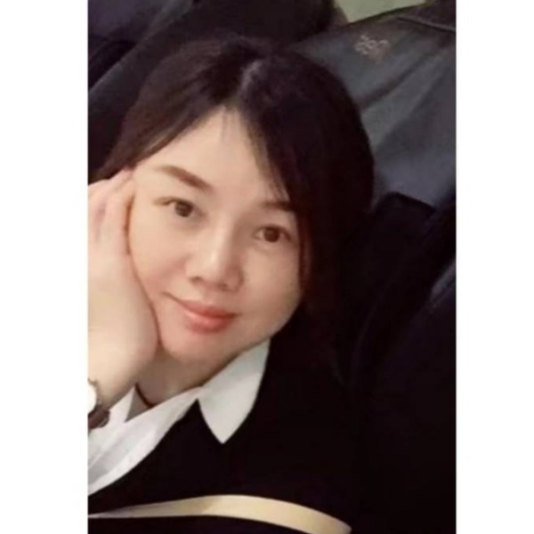 矜柔端庄的照片