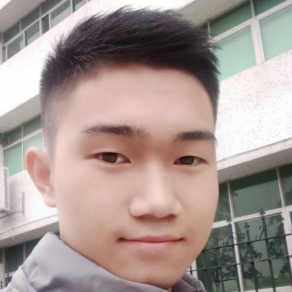 黄♛的照片