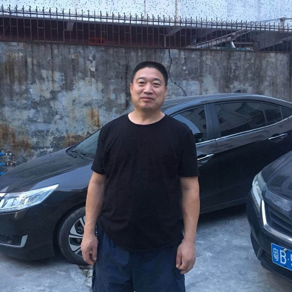 我是肖大的照片