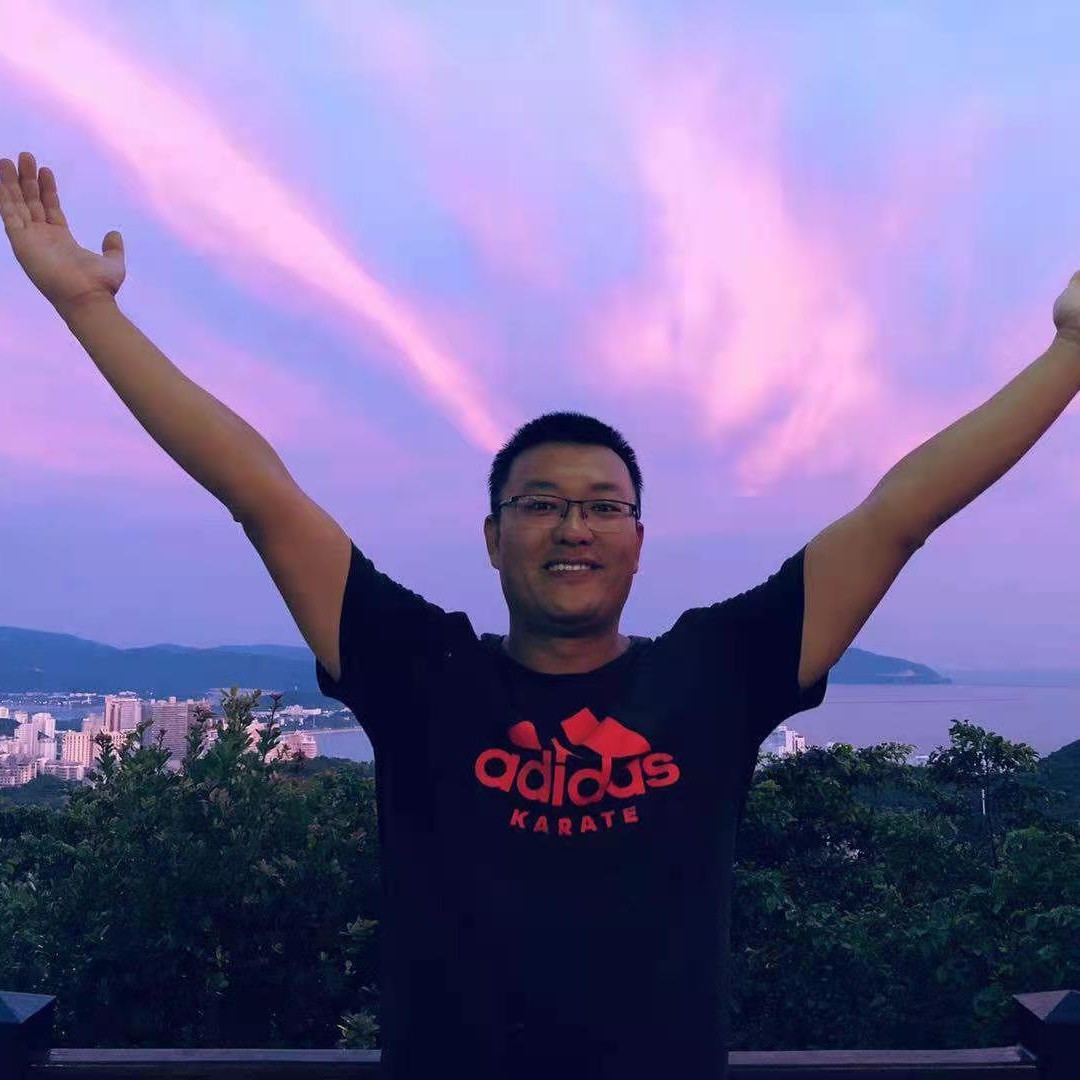 亚当1818的照片