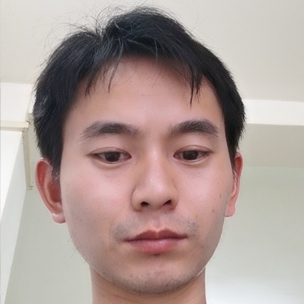 光脚的照片
