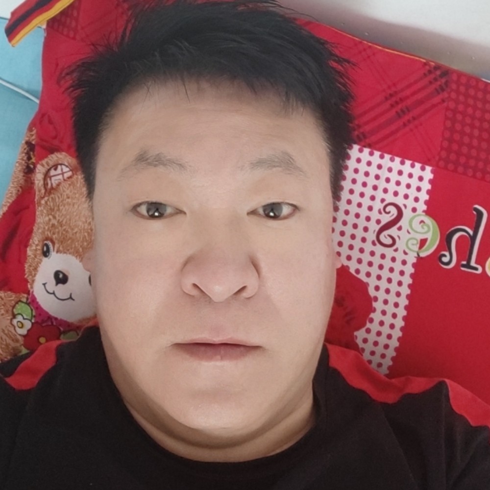 缥缈的百合的照片