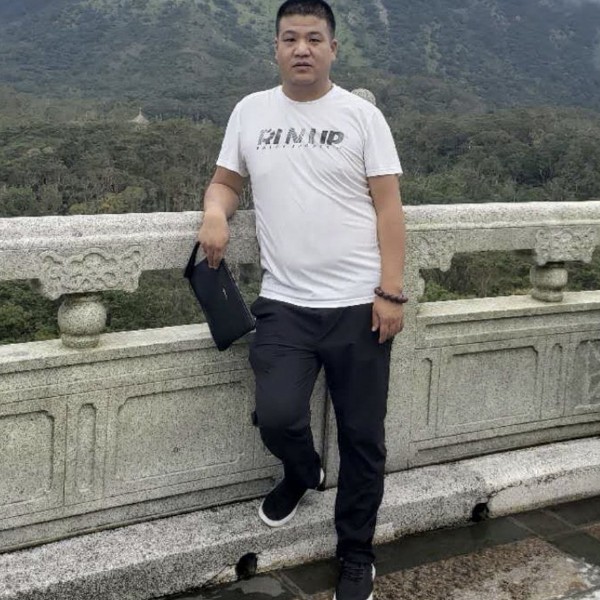 垚宏的照片