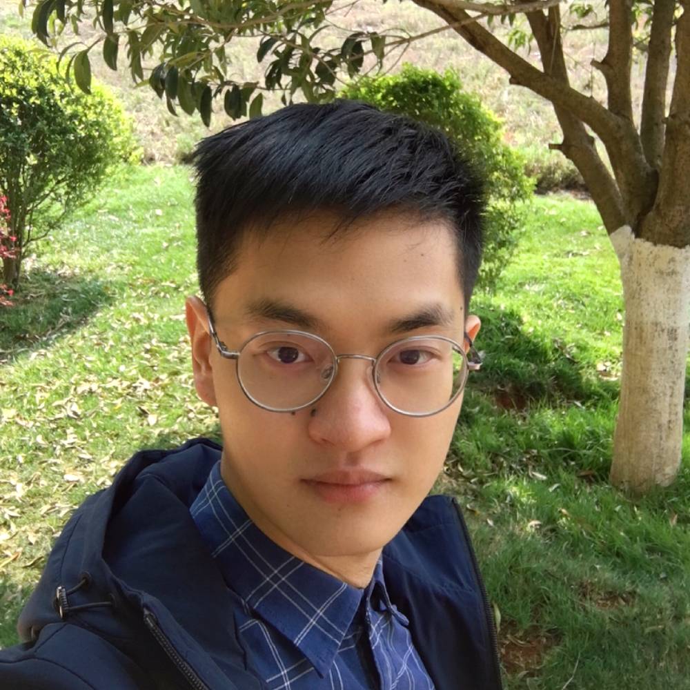 北极阁的月光的照片