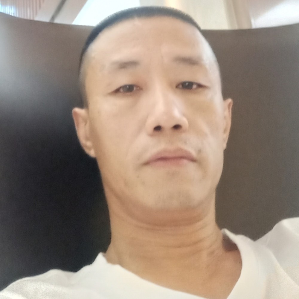 找个一辈孑的人的照片