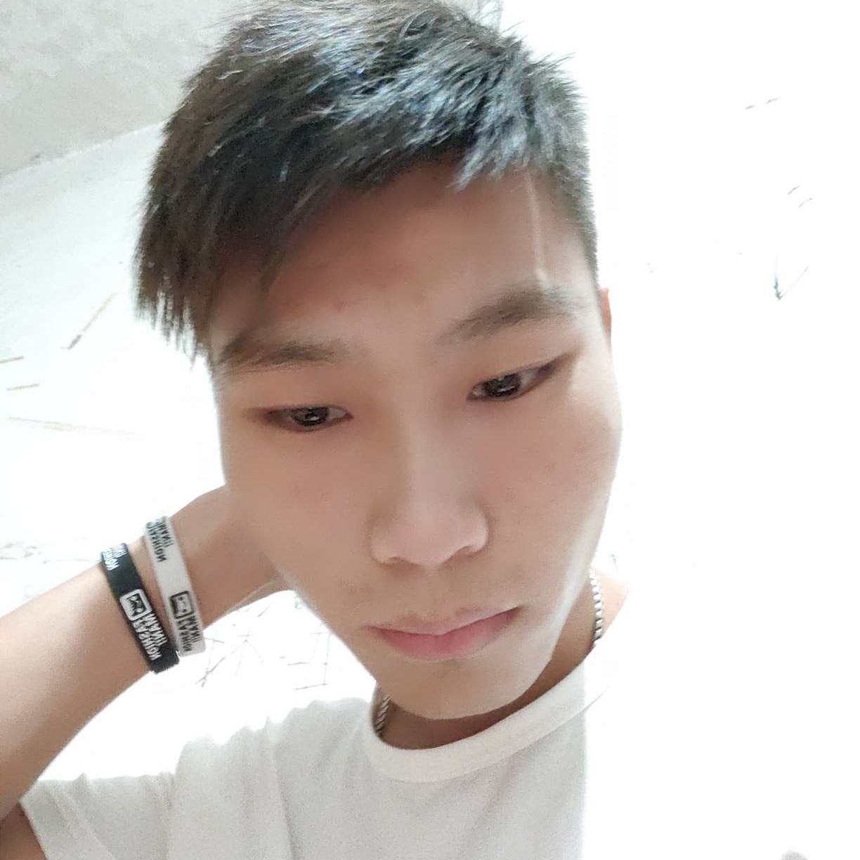 英俊爱兮颜的照片
