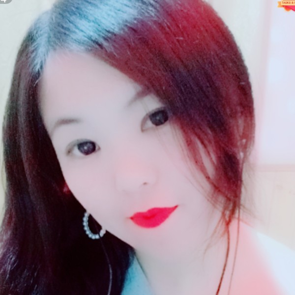 火山主播轩轩姐的照片