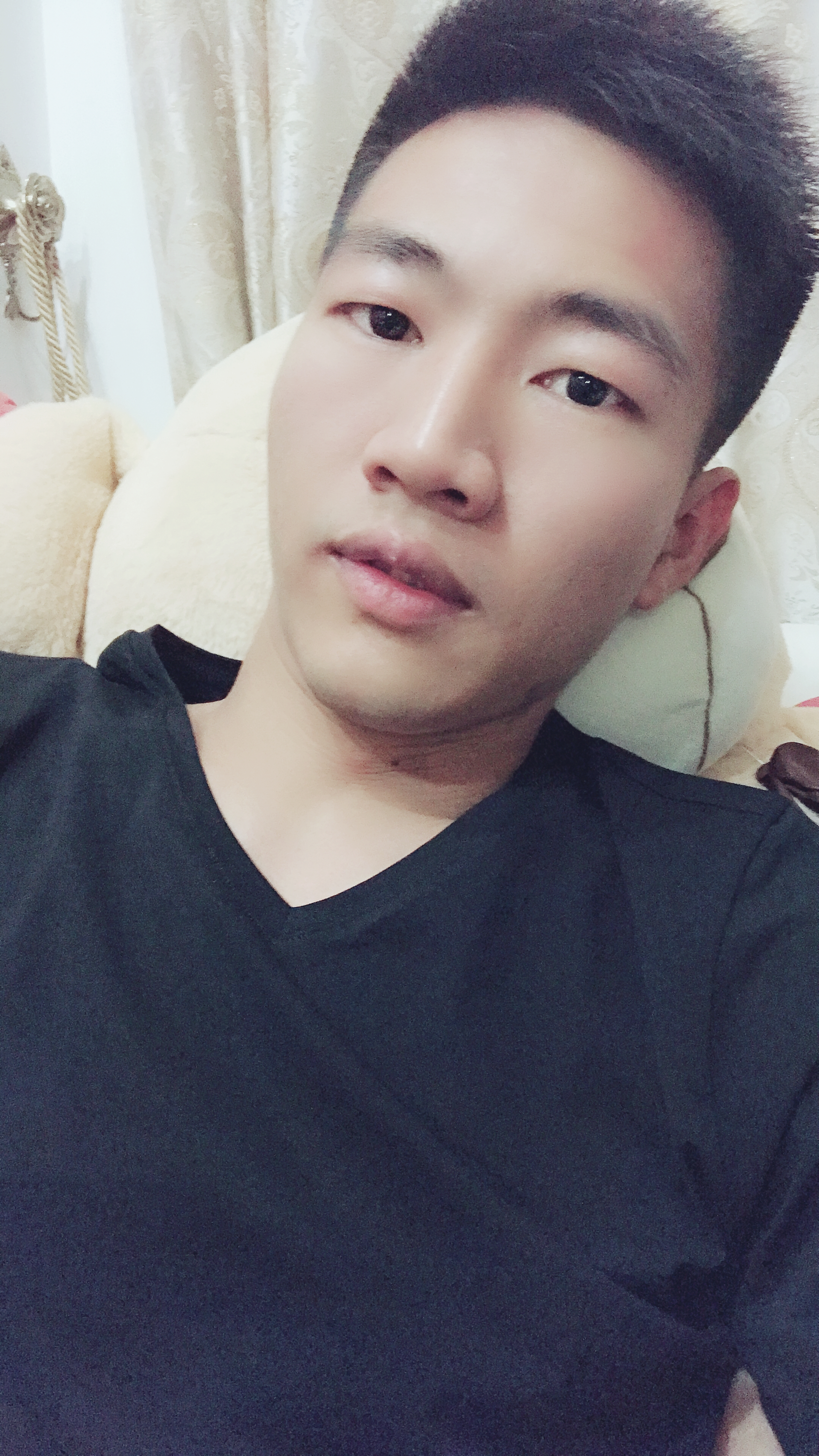 黄泽勇的照片