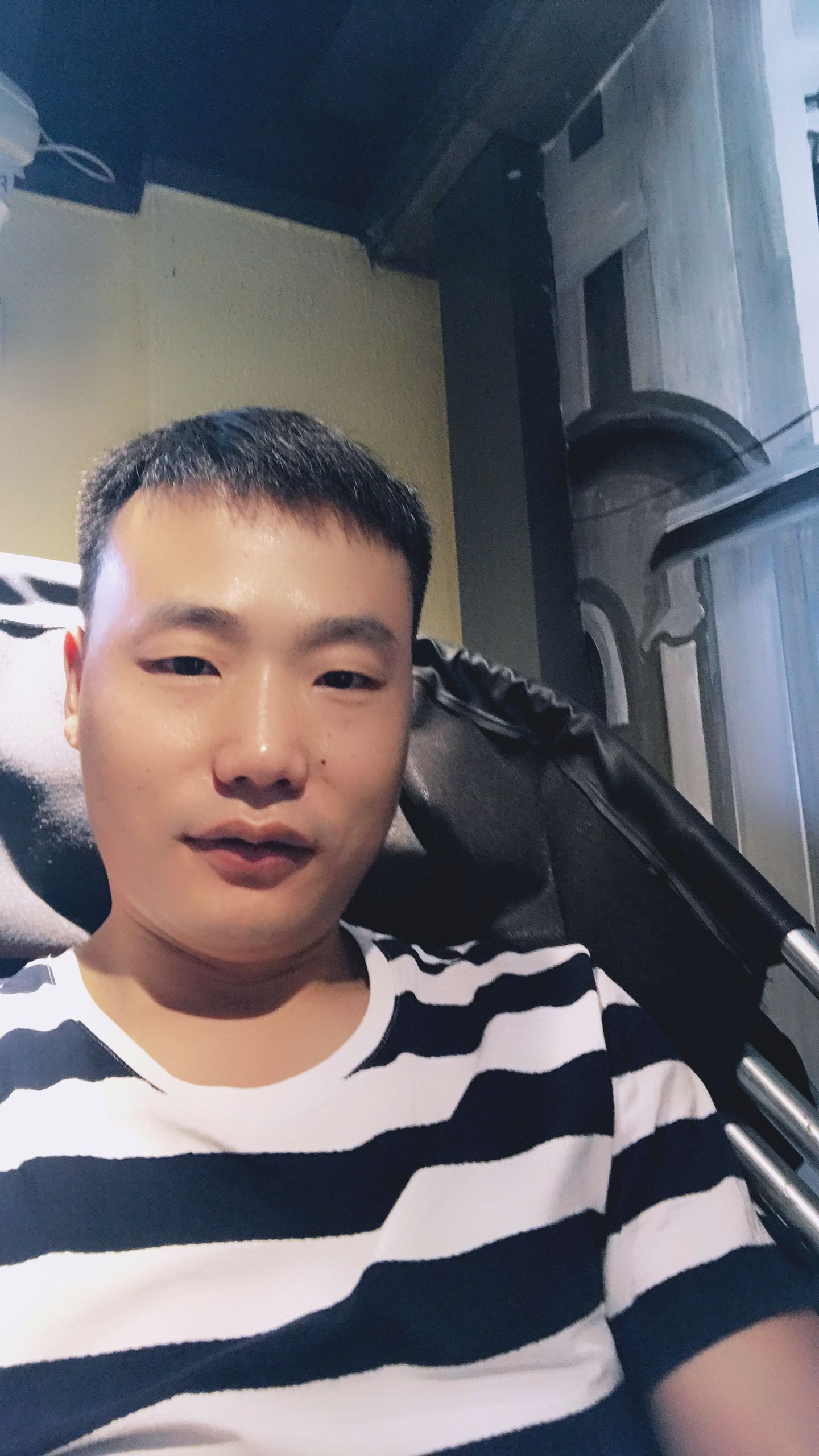 吴健高的照片