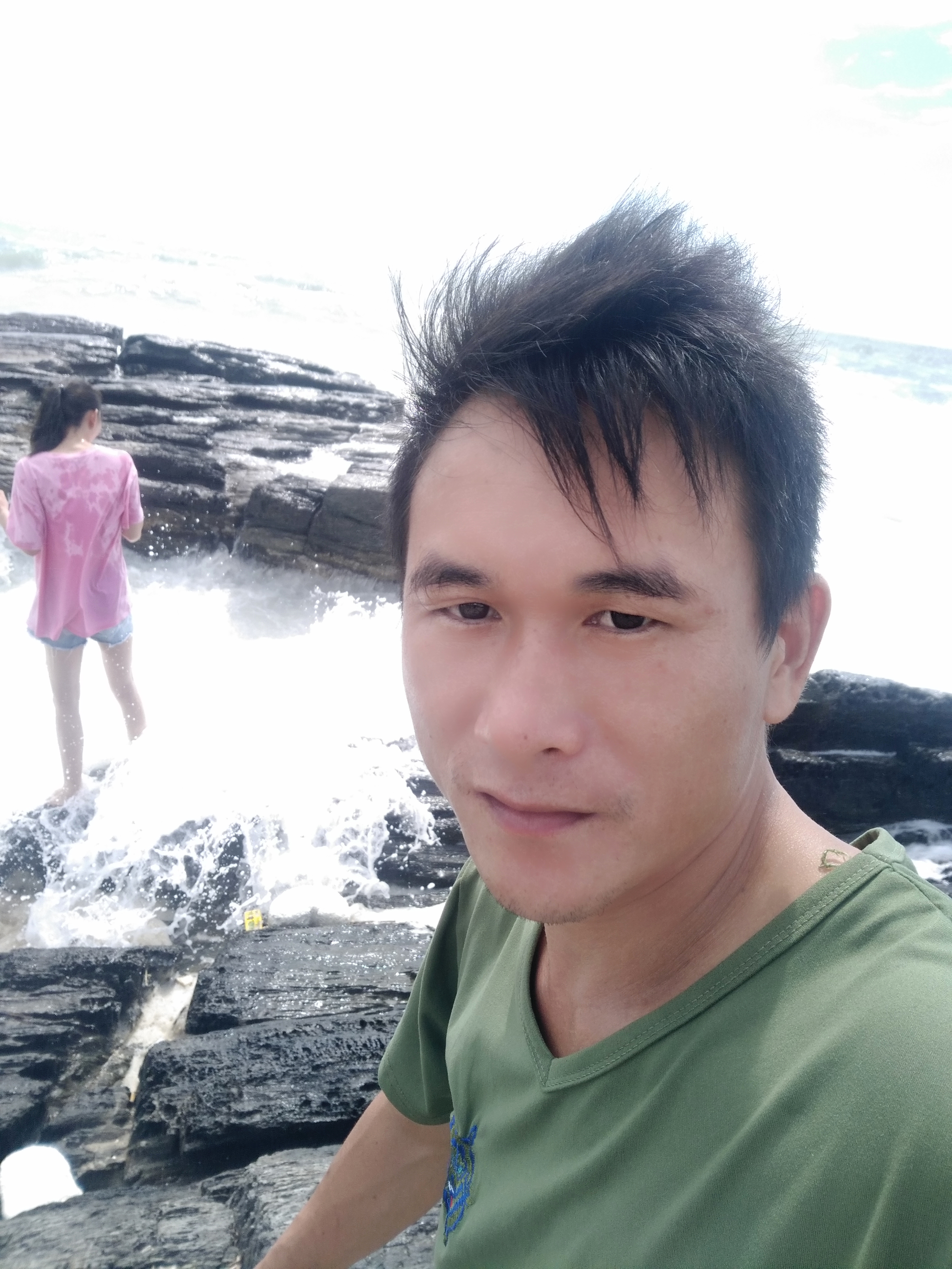 爱很随意高的照片