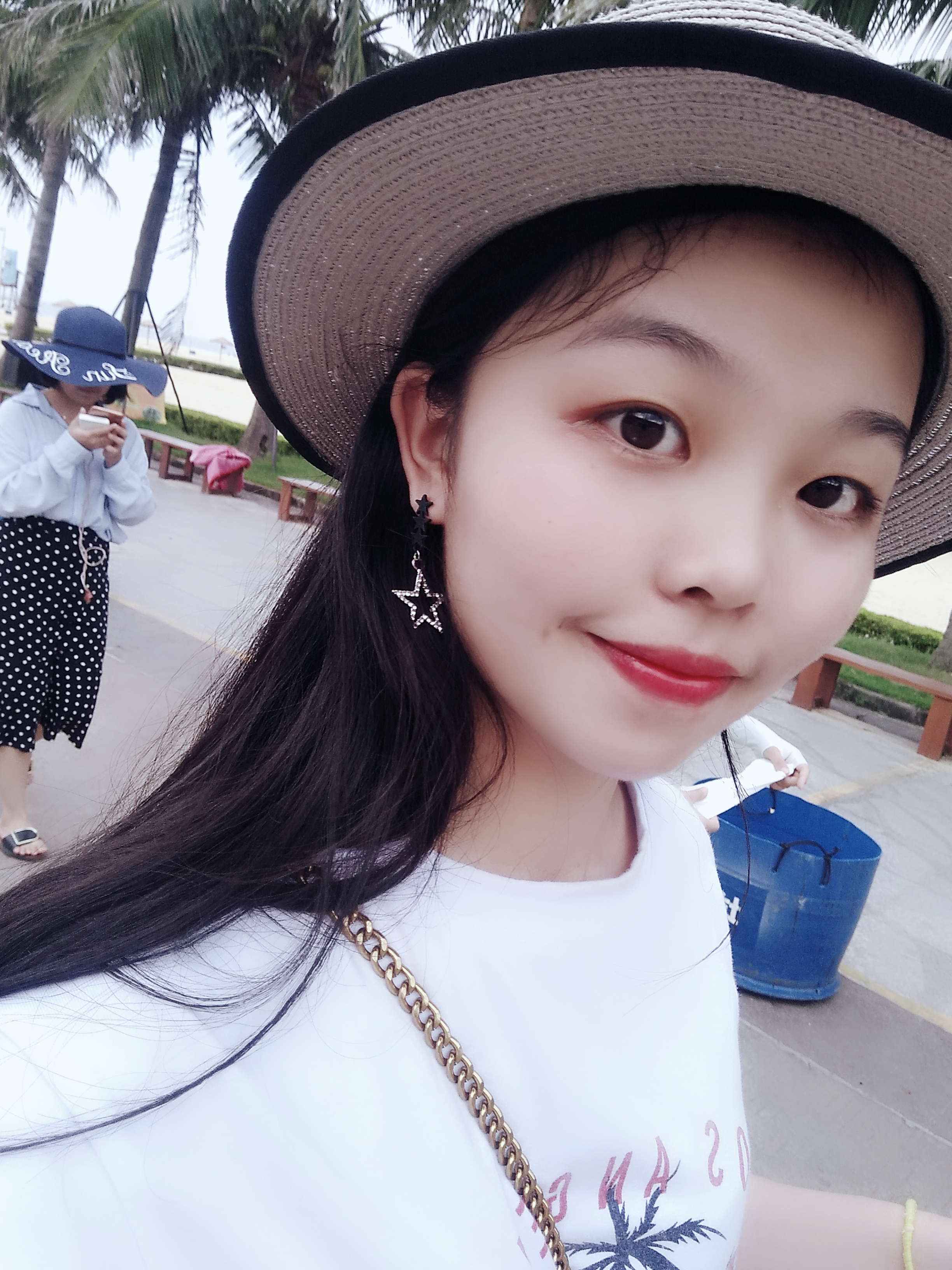 米妮i的照片