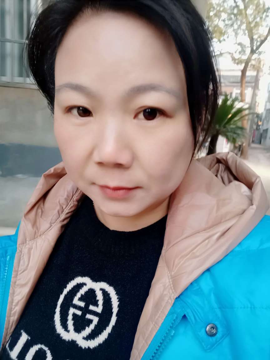 42岁离异女征婚照片(id:2710392)_湖南长沙征婚交友_我主良缘网