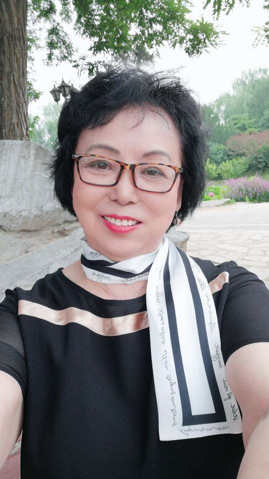 69岁丧偶女征婚照片(id:1378286)_北京北京征婚交友_我主良缘网