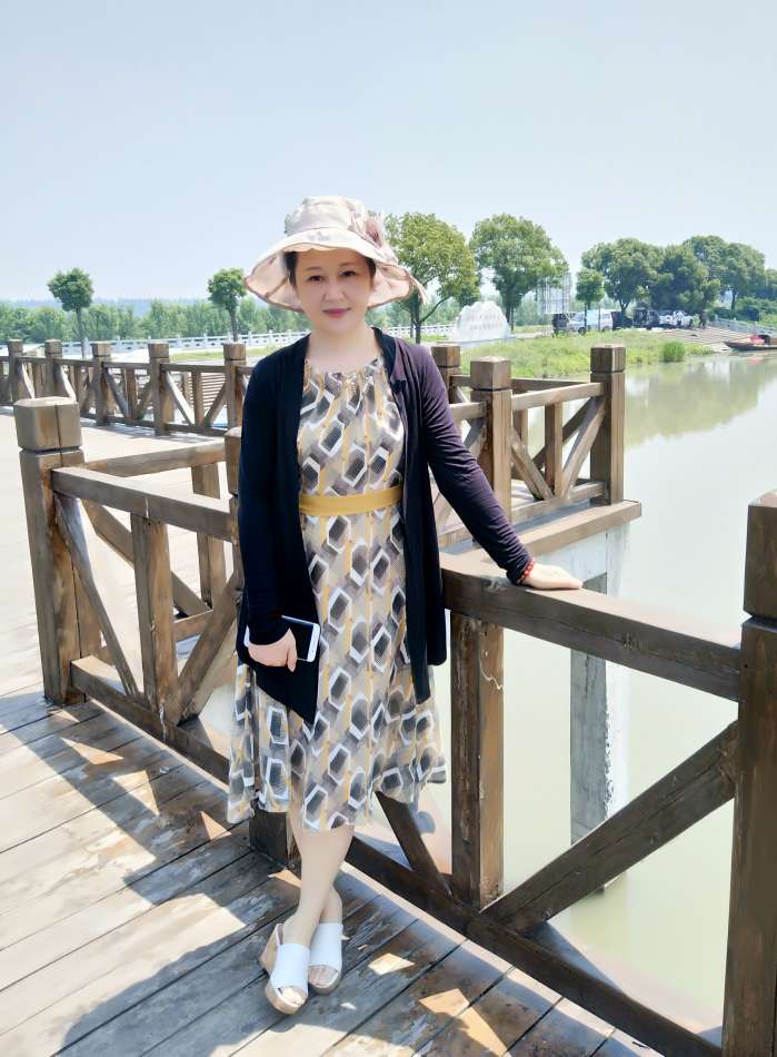 50岁离异女征婚照片(id:2921760)_北京北京征婚交友_我主良缘网