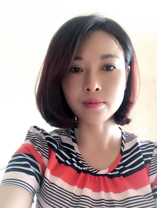 46岁离异女征婚照片(id:855977)