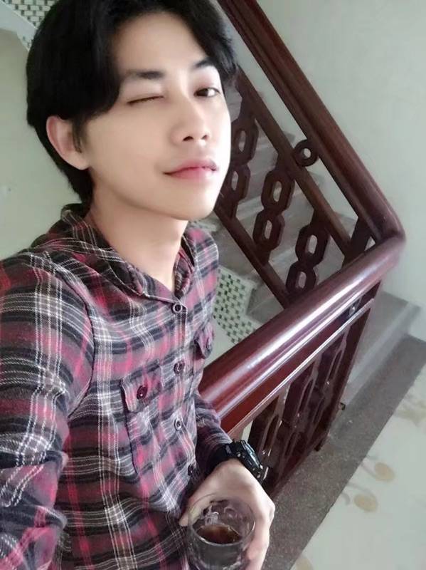 陈新毫资料照片_广东深圳征婚交友_我主良缘