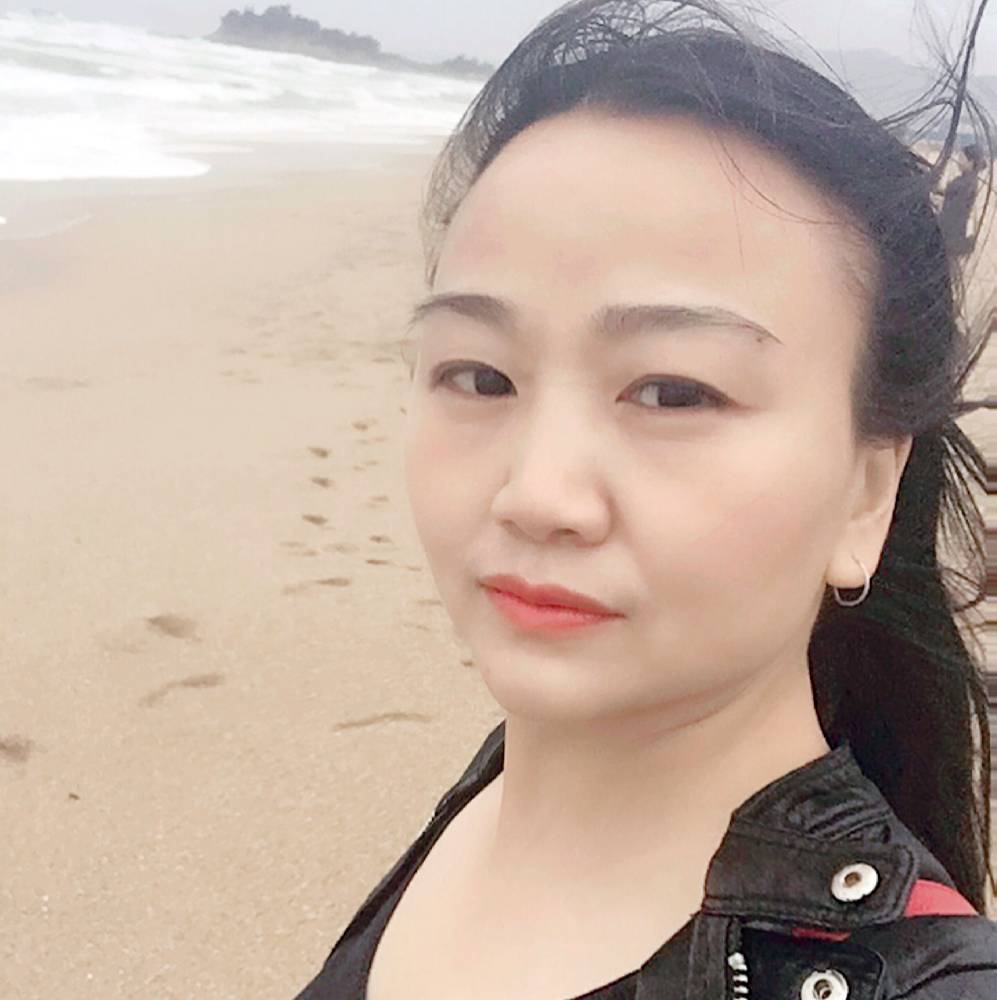 47岁离异女征婚照片(id:287828)_广东深圳征婚交友_我主良缘网