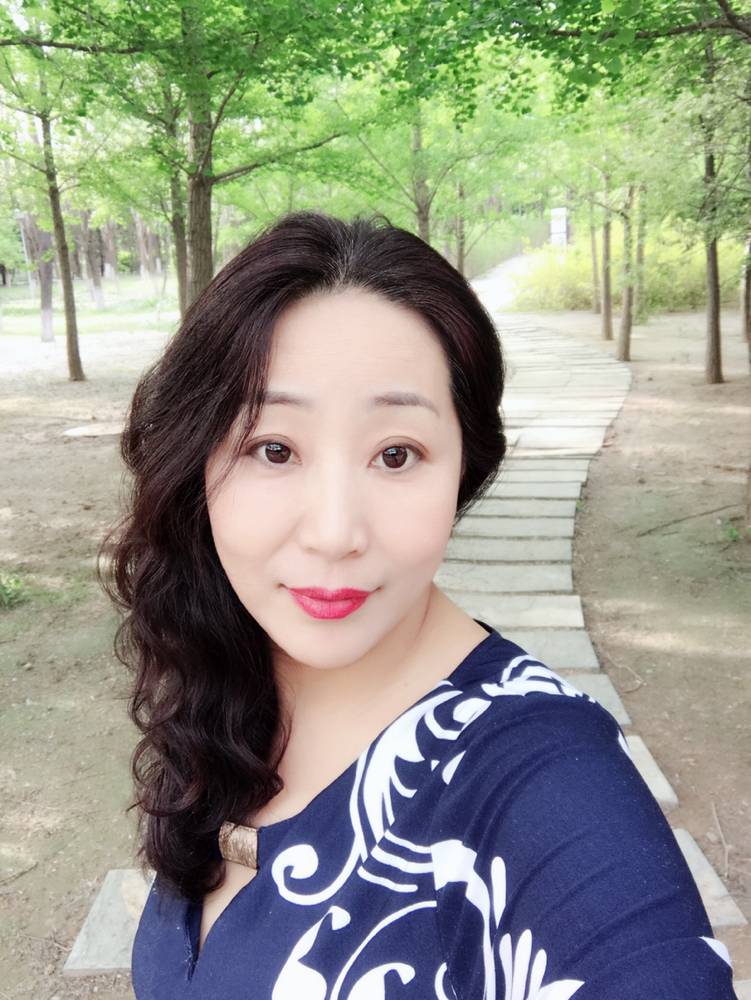 离异女征婚54岁图片