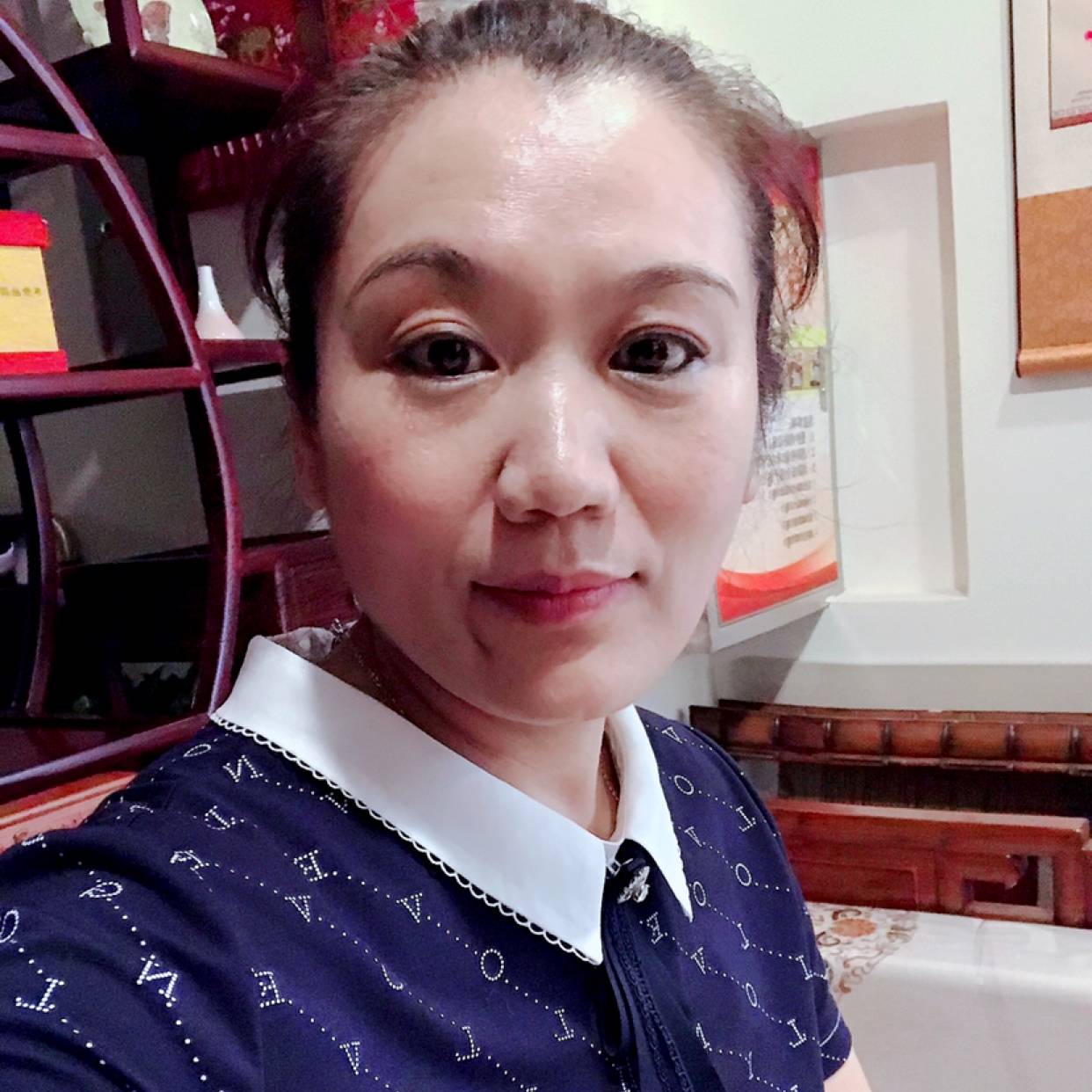 55岁离异女征婚照片(id:5280150)