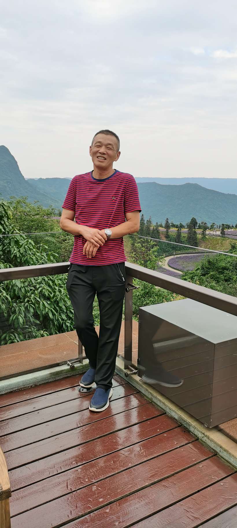 60岁离异男征婚照片(id:1378101)_四川成都征婚交友_我主良缘网