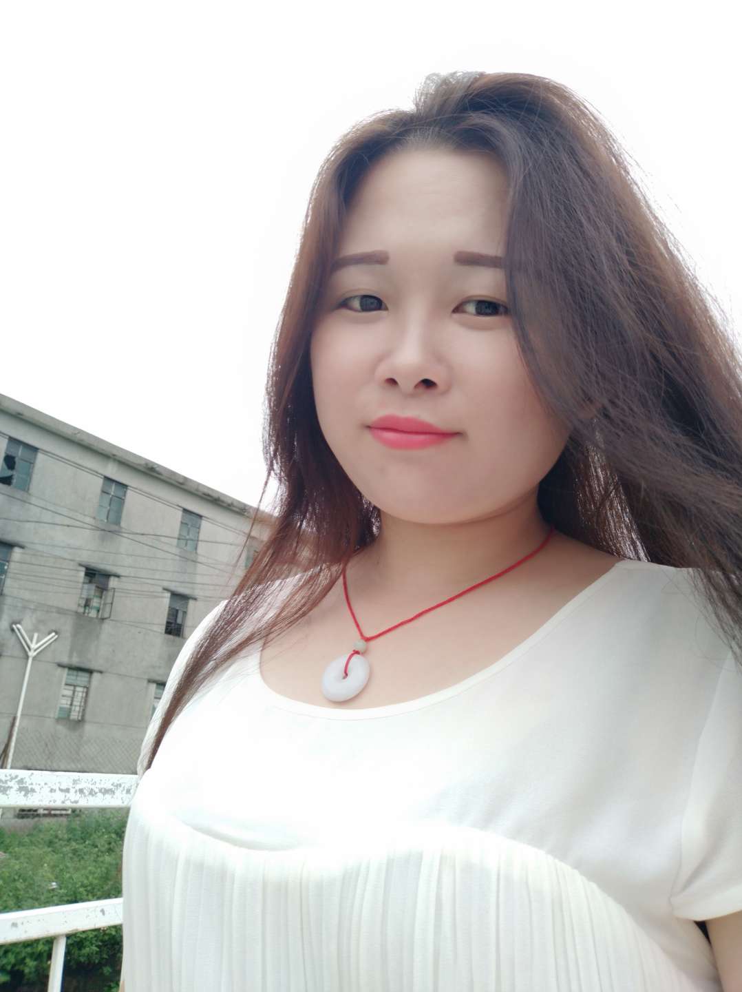 27岁离异女征婚照片(id:2084605)_广东深圳征婚交友_我主良缘网