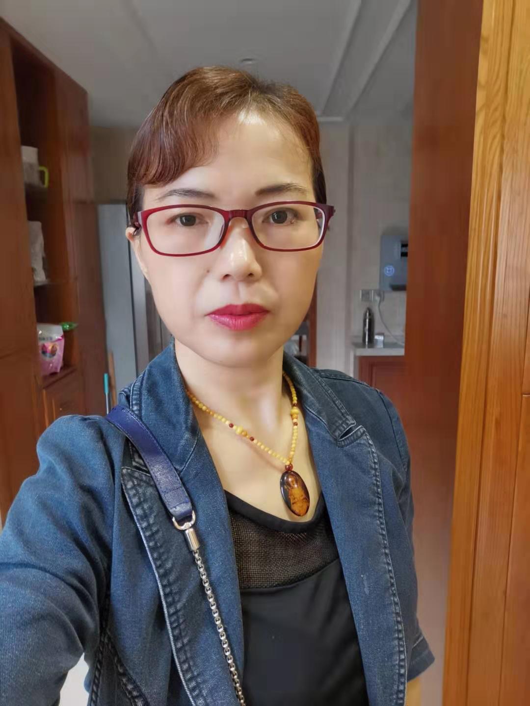 51岁离异女征婚照片(id:2951359)_湖南长沙征婚交友_我主良缘网