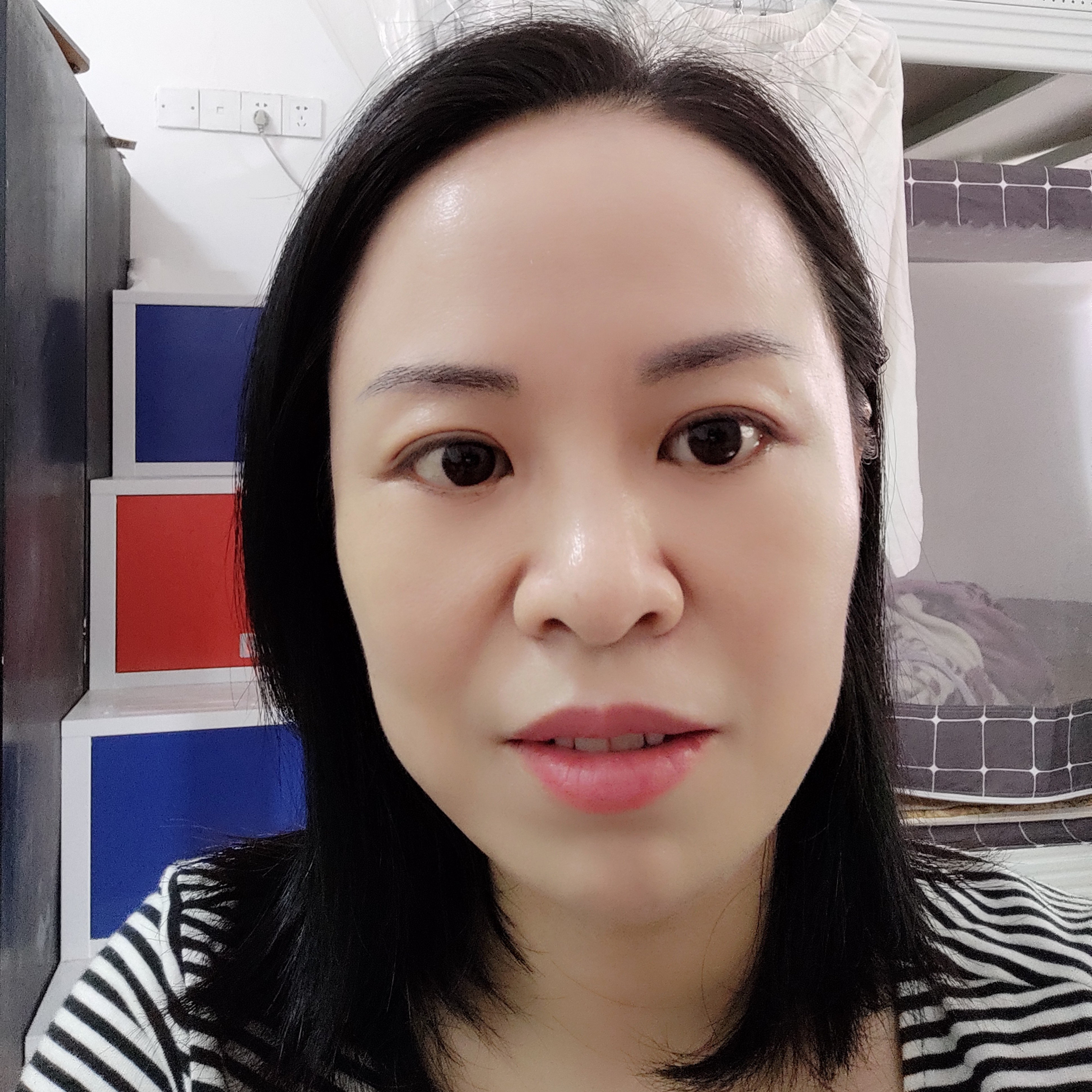 43岁离异女征婚照片(id:4967167)_广东广州征婚交友_我主良缘网