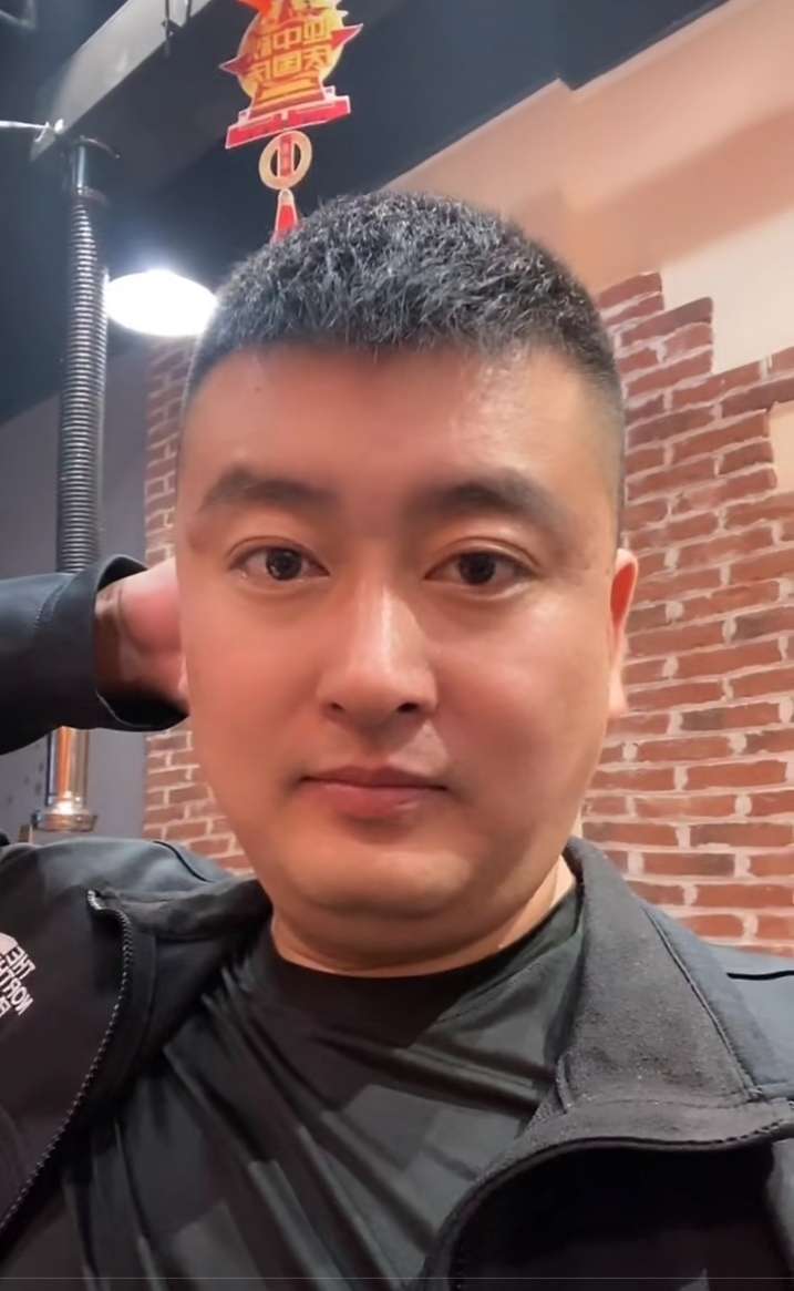 40岁离异男征婚照片(id:4045074)_湖北武汉征婚交友_我主良缘网