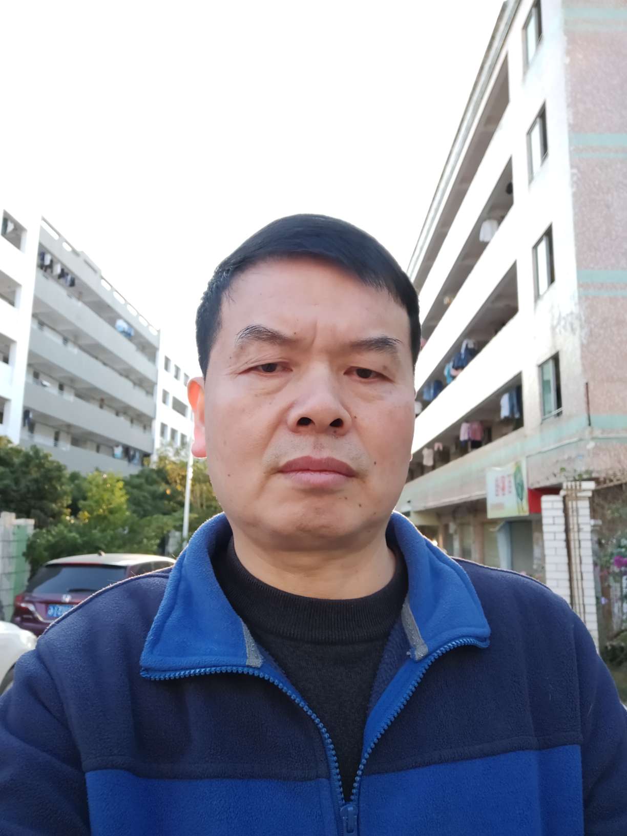 50岁离异男征婚照片(id:2193949)_广东深圳征婚交友_我主良缘网