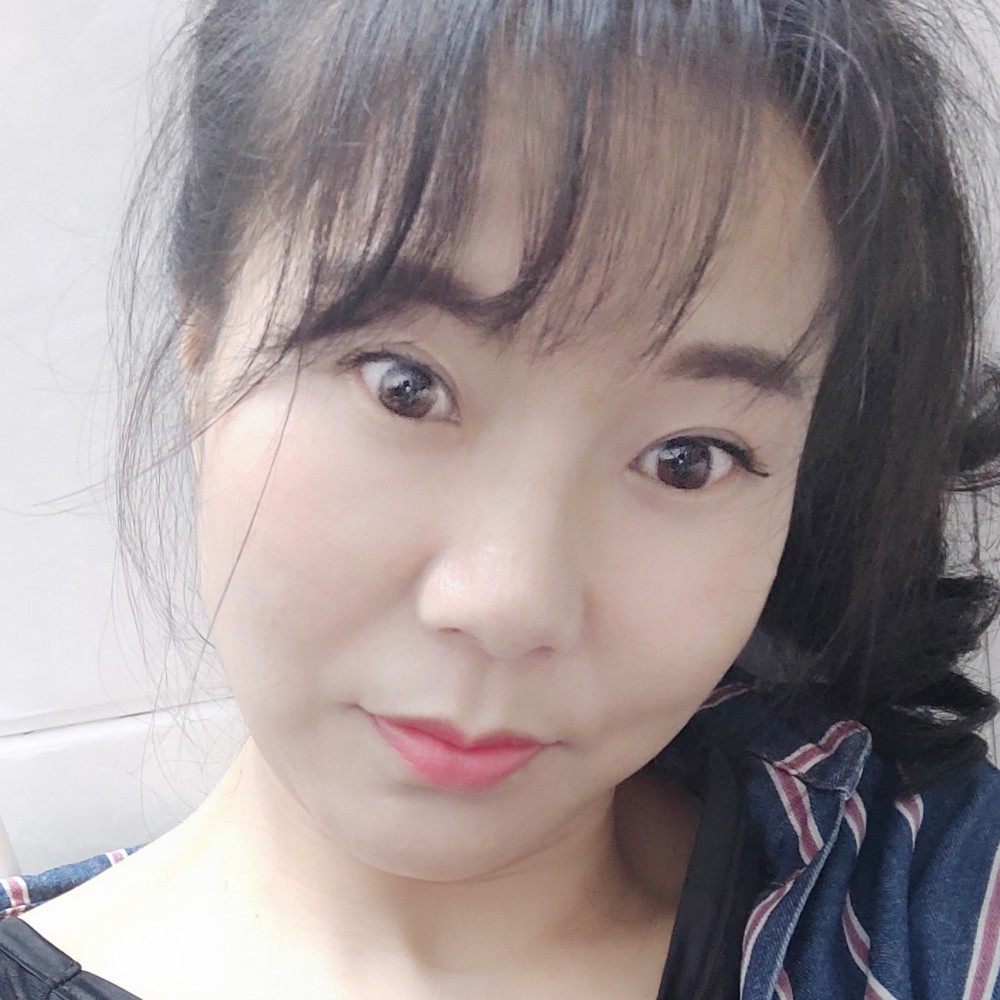 43岁离异女征婚照片(id:1400352)_广东深圳征婚交友_我主良缘网