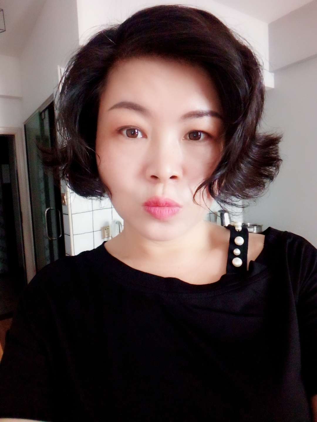 49岁离异女征婚照片(id:3546209)_广东深圳征婚交友_我主良缘网