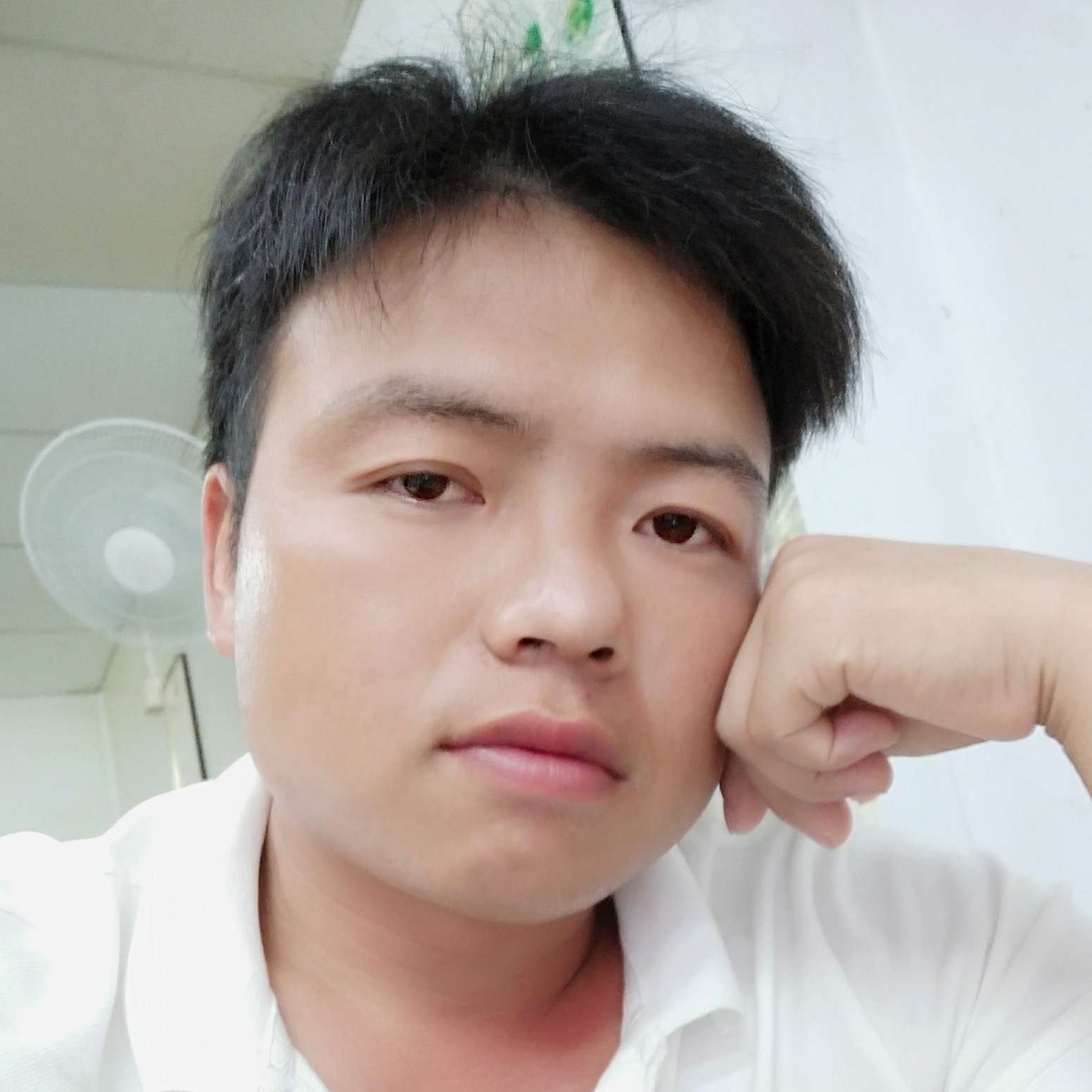 36岁离异男征婚照片(id:959322)_广东深圳征婚交友_我主良缘网