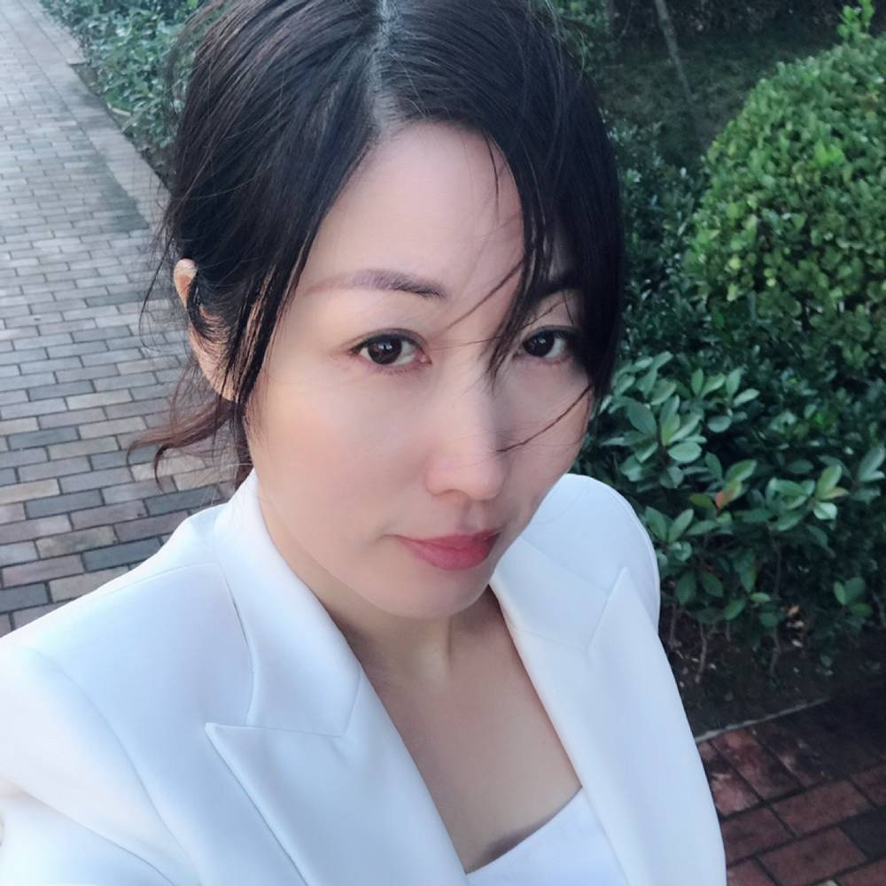 43岁离异女征婚照片(id:2361035)_山东青岛征婚交友_我主良缘网