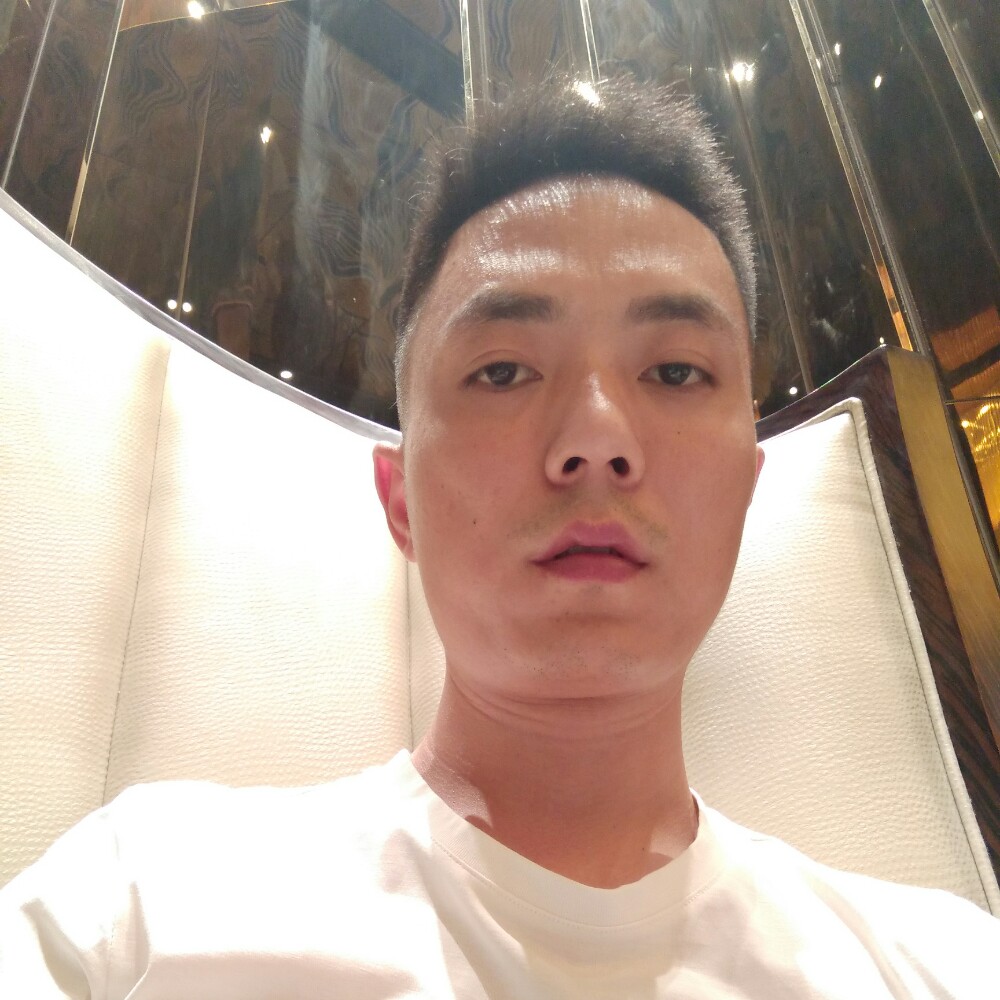 34岁离异男征婚照片(id:2275725)_上海上海征婚交友_我主良缘网