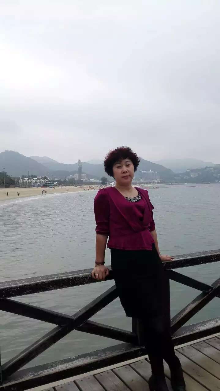 50岁离异女征婚照片(id:1847359)_北京北京征婚交友_我主良缘网