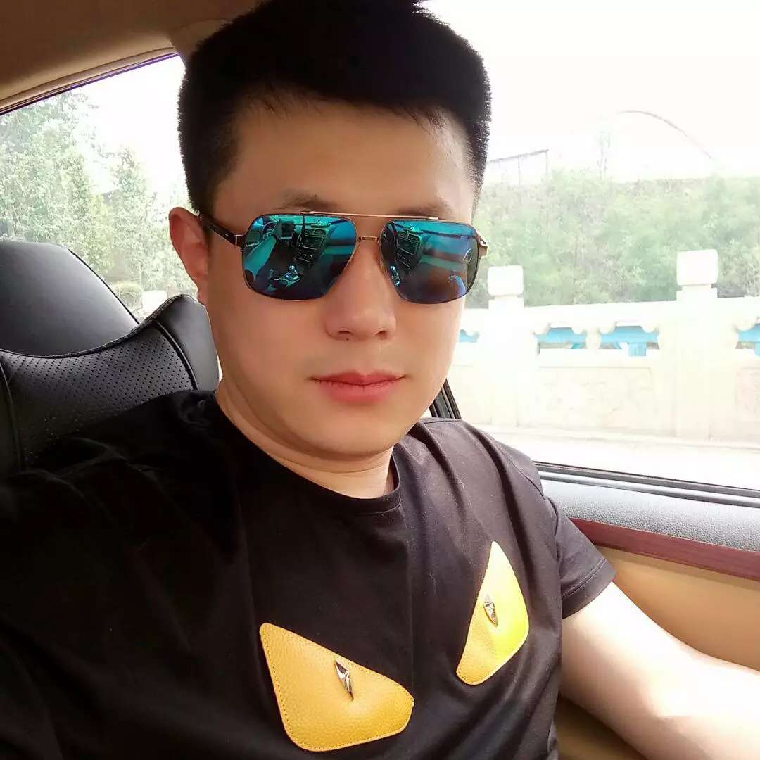 40岁离异男征婚照片(id:2082561)_广东深圳征婚交友_我主良缘网